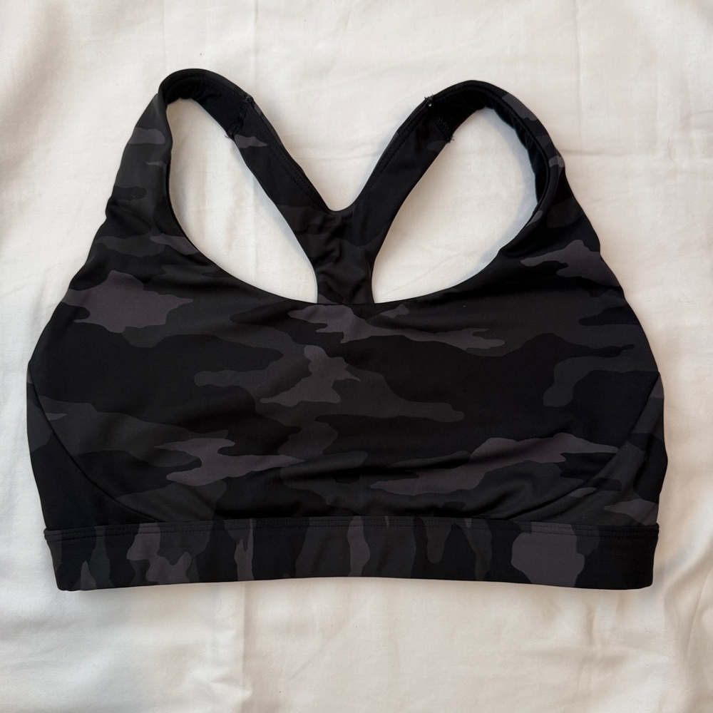ATHLETA Ultimate Sports Bra Black Camo SIZE M